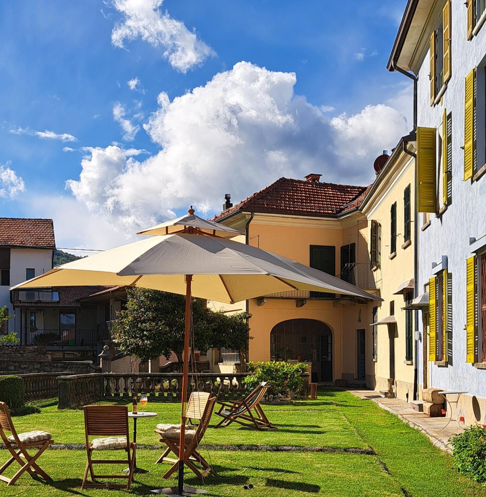 Appartamento Storico Con Giardino Soleggiato - B&B Via Rinaldi Arto Centonara Exterior photo